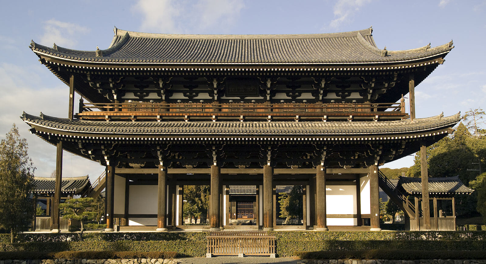 Tofuku-ji Sanmon (źródło: Commons Wikimedia)